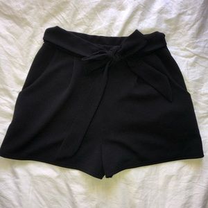 Black tie shorts w/ pockets